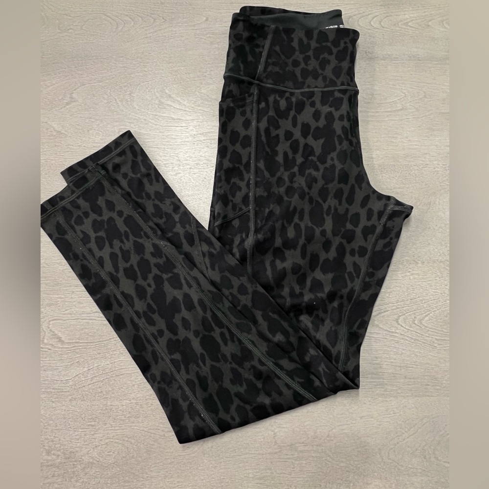 Compression leggings from Victoria’s Secret